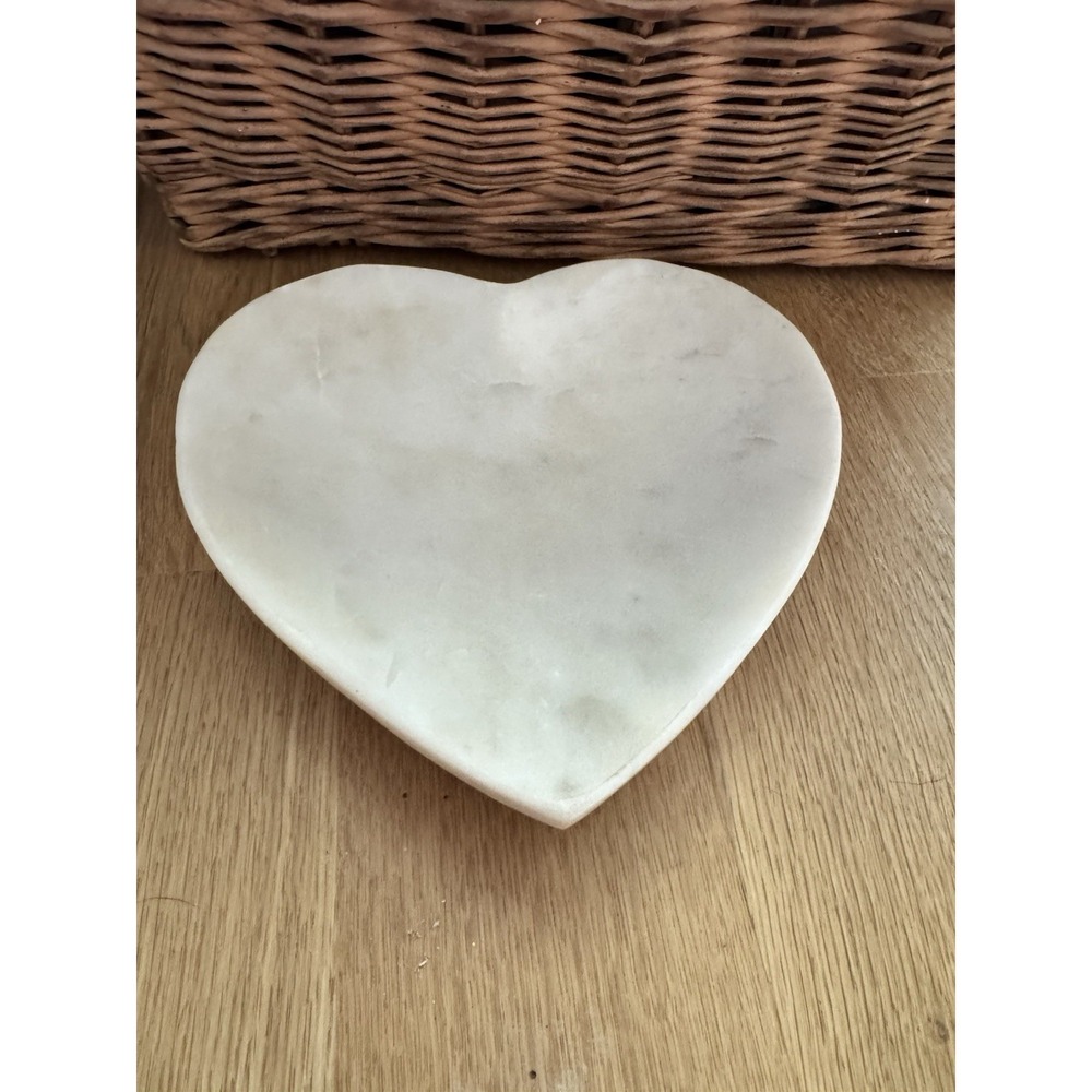 Marble Heart Shaped Dish Trinket Tray White Luxe Luxury Genuine Chic Minimalist